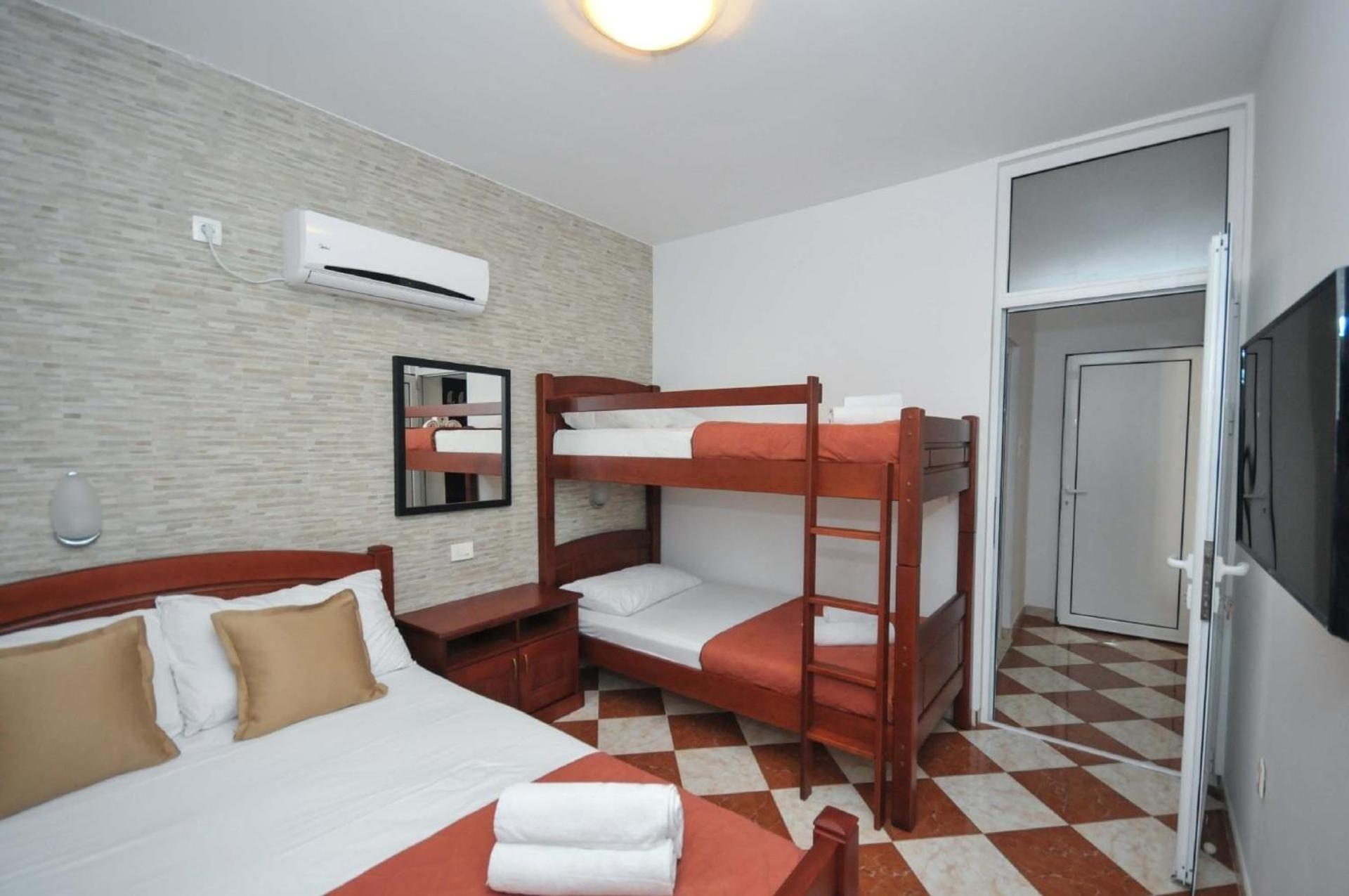 Ferienwohnung Fuer 4 Personen Ca 55 M In Budva, Adriakueste Montenegro Kueste Um Μπούντβα Εξωτερικό φωτογραφία